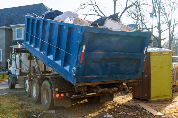 Best Construction Debris Removal  in Dyersville, IA